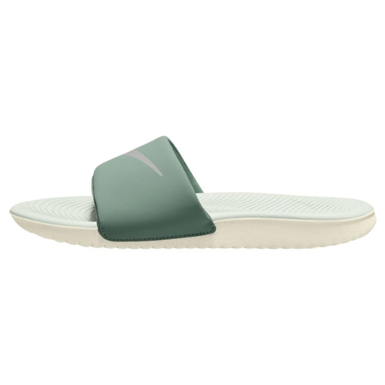 Nike Kawa Slide (GS/PS) Nike Kawa Slide (GS/PS)